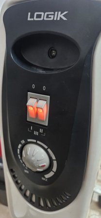 Logik Oil-Filled Column Heater on Castors — Tested Working