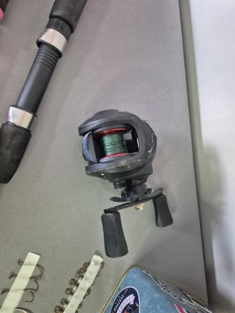 Fishing Combo — Telescopic Rods, Spinning & Baitcaster Reels, Hooks & Tin Tackle Box