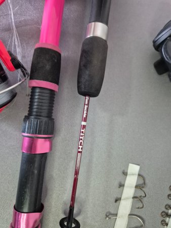 Fishing Combo — Telescopic Rods, Spinning & Baitcaster Reels, Hooks & Tin Tackle Box