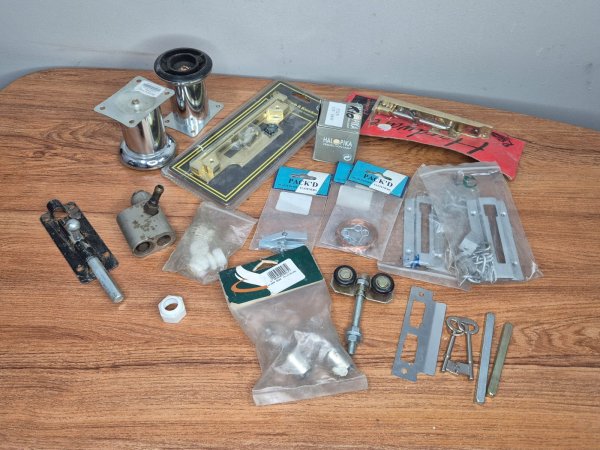 Door & Cabinet Hardware — Legs, Sash Bolt, Rollers and Keys