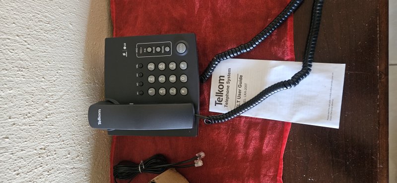 Telkom LKA-200T Desk Telephone (LG-made) — Boxed, Tested Working