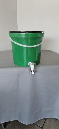 Green Electric Hot-Water Urn with Tap — Catering / Tea Service