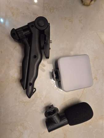 Mobile Vlogging Kit — LED Light, Mic, Selfie Stick, Tripod & Phone Mounts