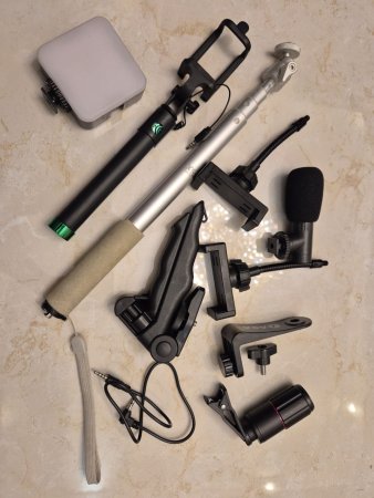 Mobile Vlogging Kit — LED Light, Mic, Selfie Stick, Tripod & Phone Mounts