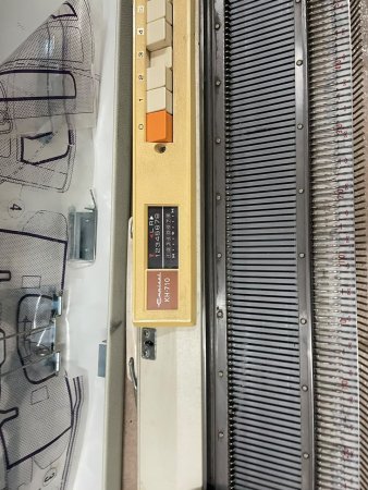 Vintage Knitting Machines Bundle — Superba/Cresta + Empisal KH-710 with Ribber
