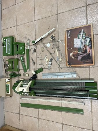 Vintage Knitting Machines Bundle — Superba/Cresta + Empisal KH-710 with Ribber
