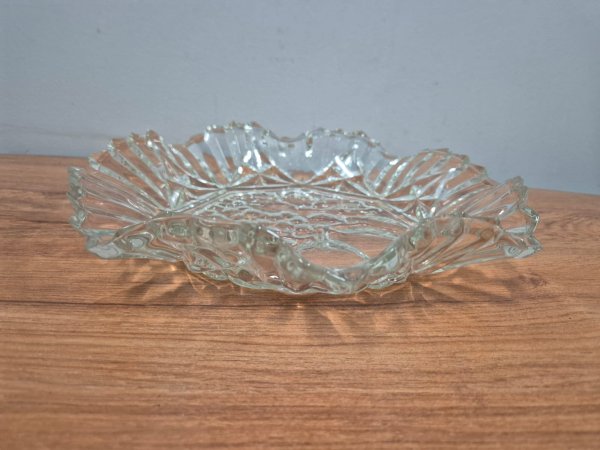 Pressed Glass Serving Plate — Grape & Starburst, approx 24cm
