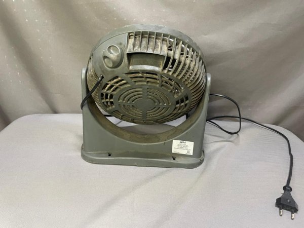 AIM AHV20P 20cm High-Velocity Fan — 220–240V