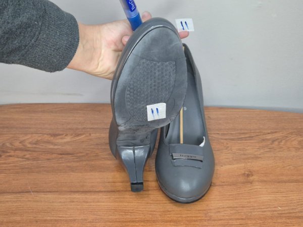 Froggie Grey Leather Platform Courts — Size 9
