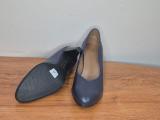 Froggie Navy Leather Court Shoes — Size 9 - Image 6